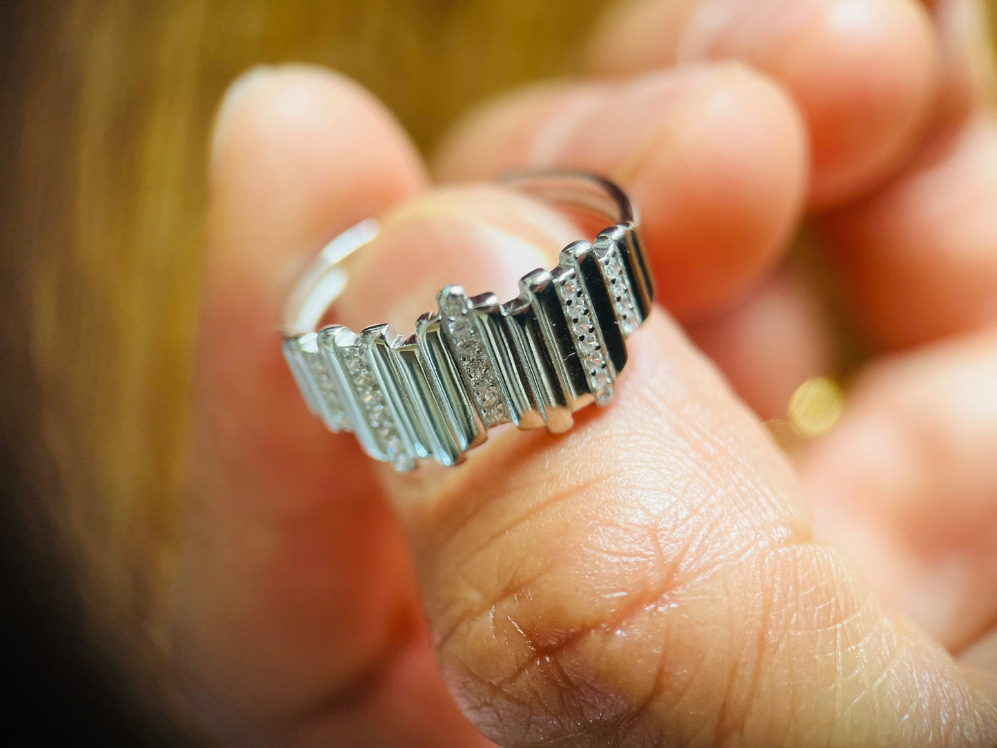 Unikt designet ring med justerbar størrelse (925S)